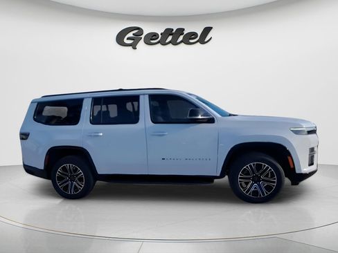 New 2026 Jeep Grand Wagoneer 4WD w/ Premium Group I image 9