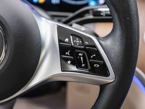 Used 2023 Mercedes-Benz C 300 Sedan image 18