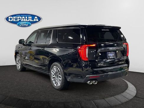 Used 2024 GMC Yukon XL Denali Ultimate image 3