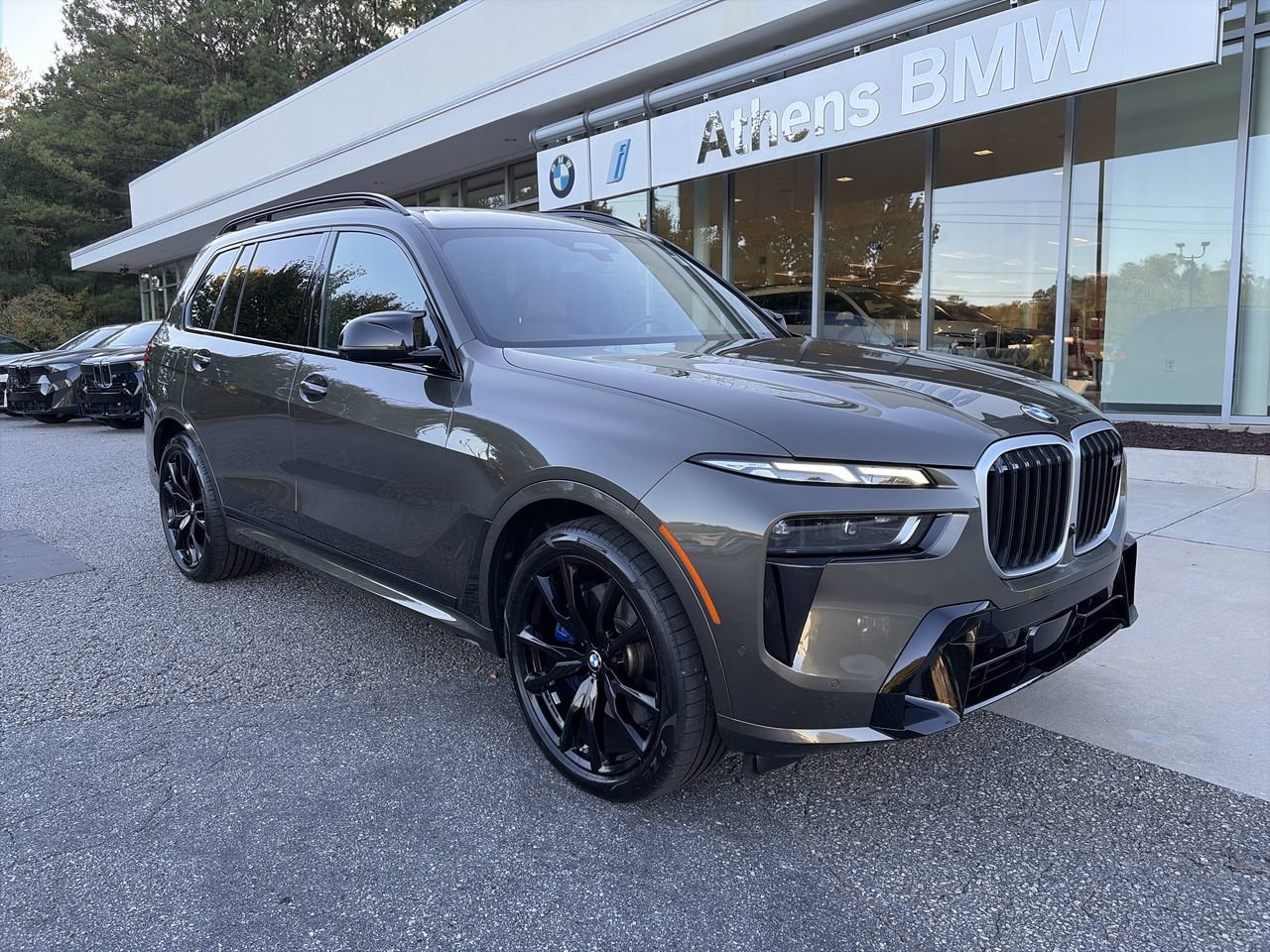 Used 2026 BMW X7 M60i AWD/4WD image 2