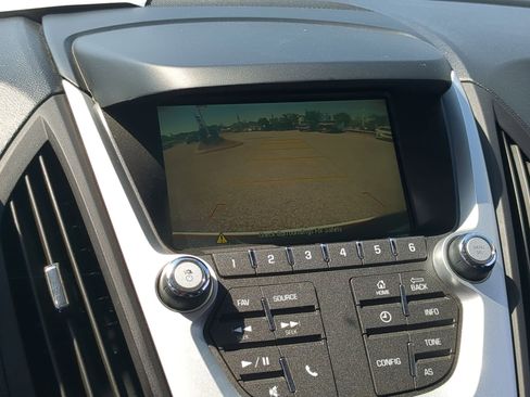 Used 2017 Chevrolet Equinox LT w/ Convenience Package image 15