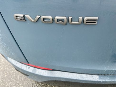 Certified 2024 Land Rover Range Rover Evoque S image 33