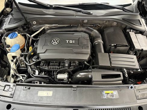 Used 2015 Volkswagen Passat 1.8T Limited Edition image 29