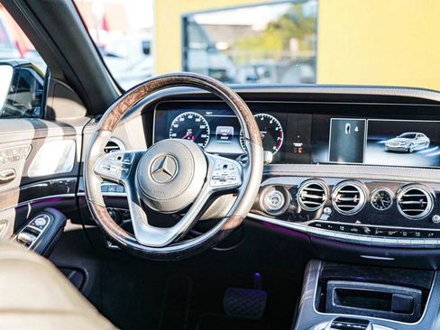 Used 2020 Mercedes-Benz S 450 Sedan image 2