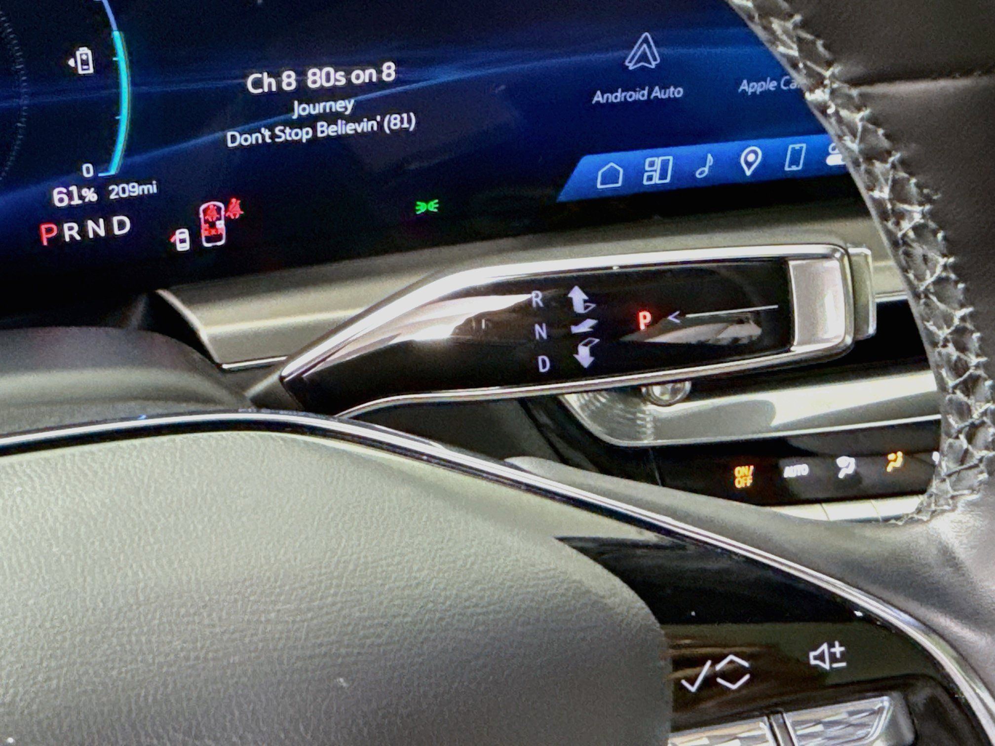 Used 2024 Cadillac Lyriq Luxury RWD image 19
