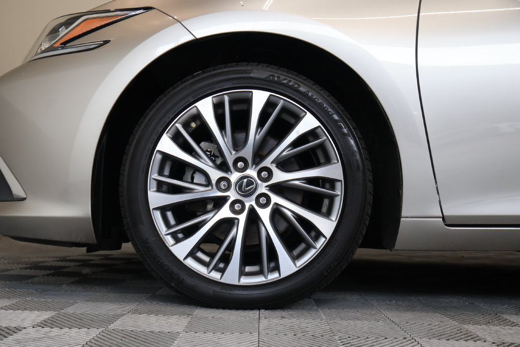 Used 2021 Lexus ES 250 w/ Premium Package AWD/4WD image 9