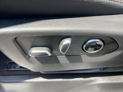 Certified 2025 GMC Yukon XL Denali AWD/4WD image 20