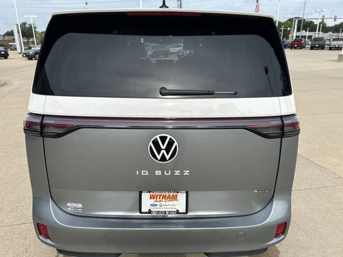 New 2025 Volkswagen ID. Buzz 1st Edition image 5