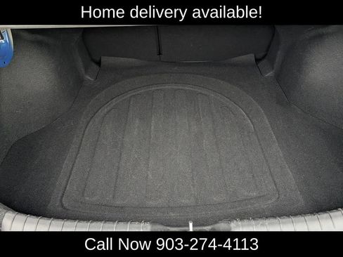 Used 2025 Hyundai Elantra SEL FWD image 31