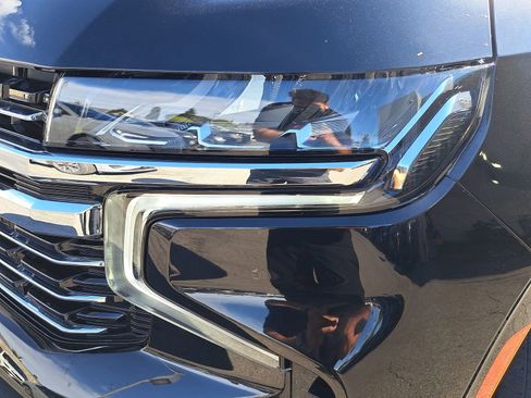 Used 2022 Chevrolet Tahoe LT w/ Luxury Package image 37