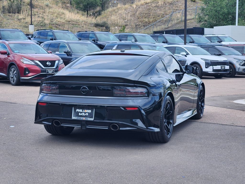 Used 2024 Nissan Z NISMO w/ Floor Mat Package RWD image 5