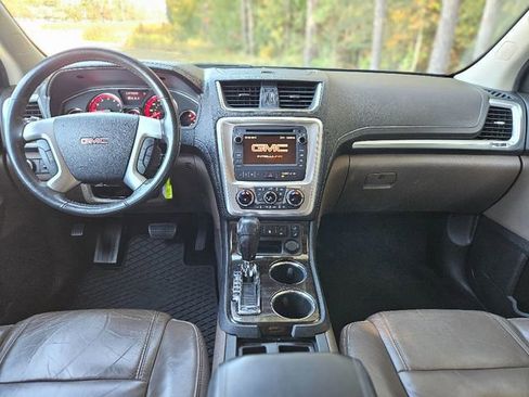 Used 2014 GMC Acadia SLT image 15