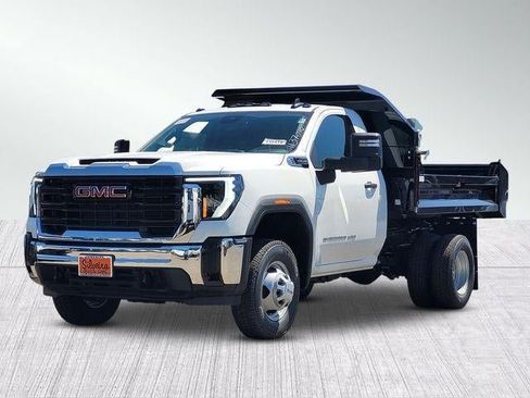 New 2026 GMC Sierra 3500 Pro w/ Convenience Package RWD image 8