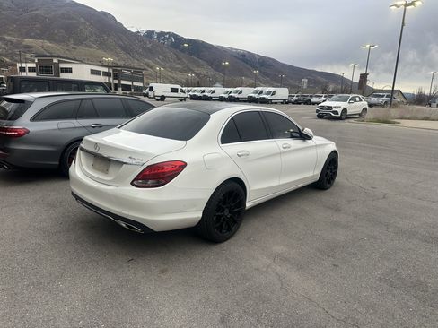 Used 2015 Mercedes-Benz C 300 Sport image 5
