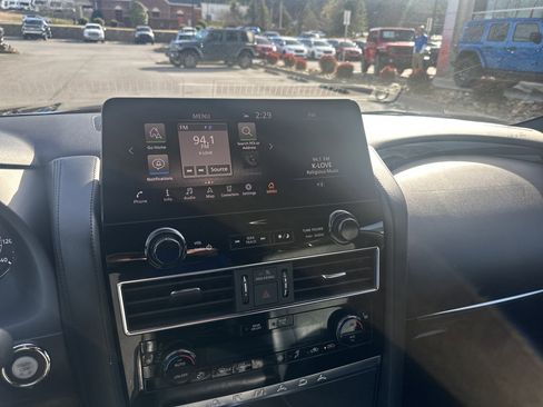 Used 2021 Nissan Armada SL w/ Midnight Edition Package image 39