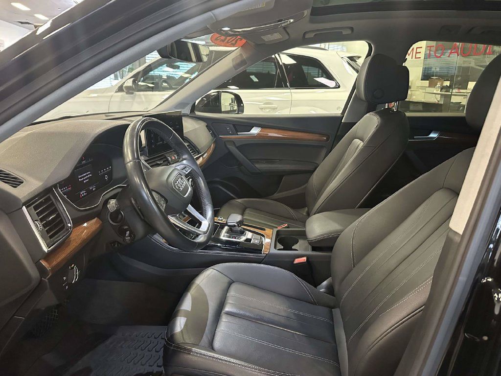 Used 2023 Audi Q5 2.0T Premium Plus AWD/4WD image 19