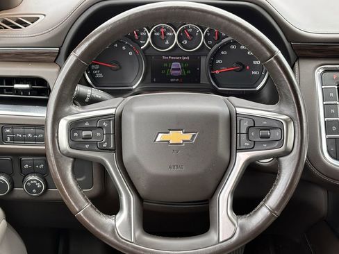 Used 2021 Chevrolet Tahoe LT w/ Luxury Package image 10