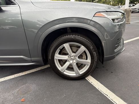 Used 2020 Volvo XC90 T6 Momentum AWD/4WD image 13