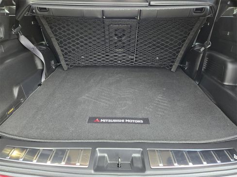 New 2026 Mitsubishi Outlander SE image 24