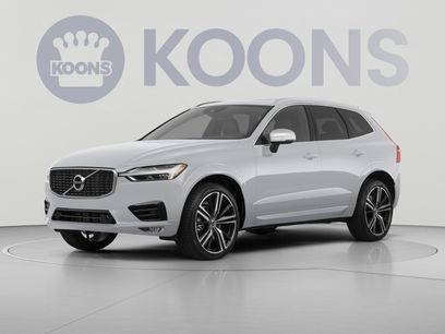 Used 2019 Volvo XC60 T6 Momentum w/ Multimedia Package