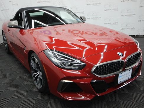 Used 2020 BMW Z4 M40i w/ Executive Package image 9