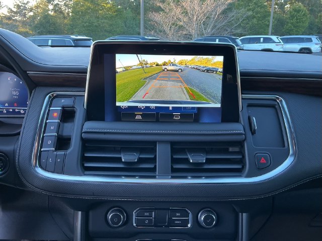 Used 2023 Chevrolet Suburban Premier RWD image 19