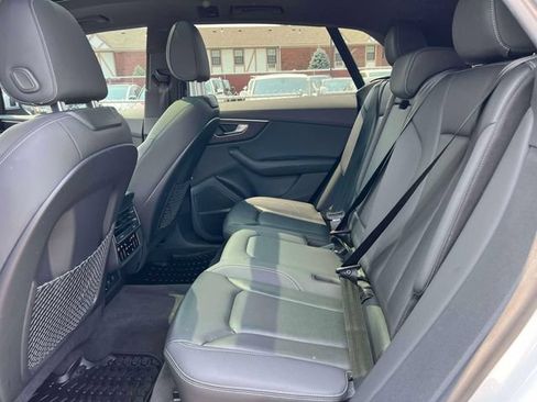 Used 2021 Audi Q8 Premium Plus w/ Premium Plus Package AWD/4WD image 17