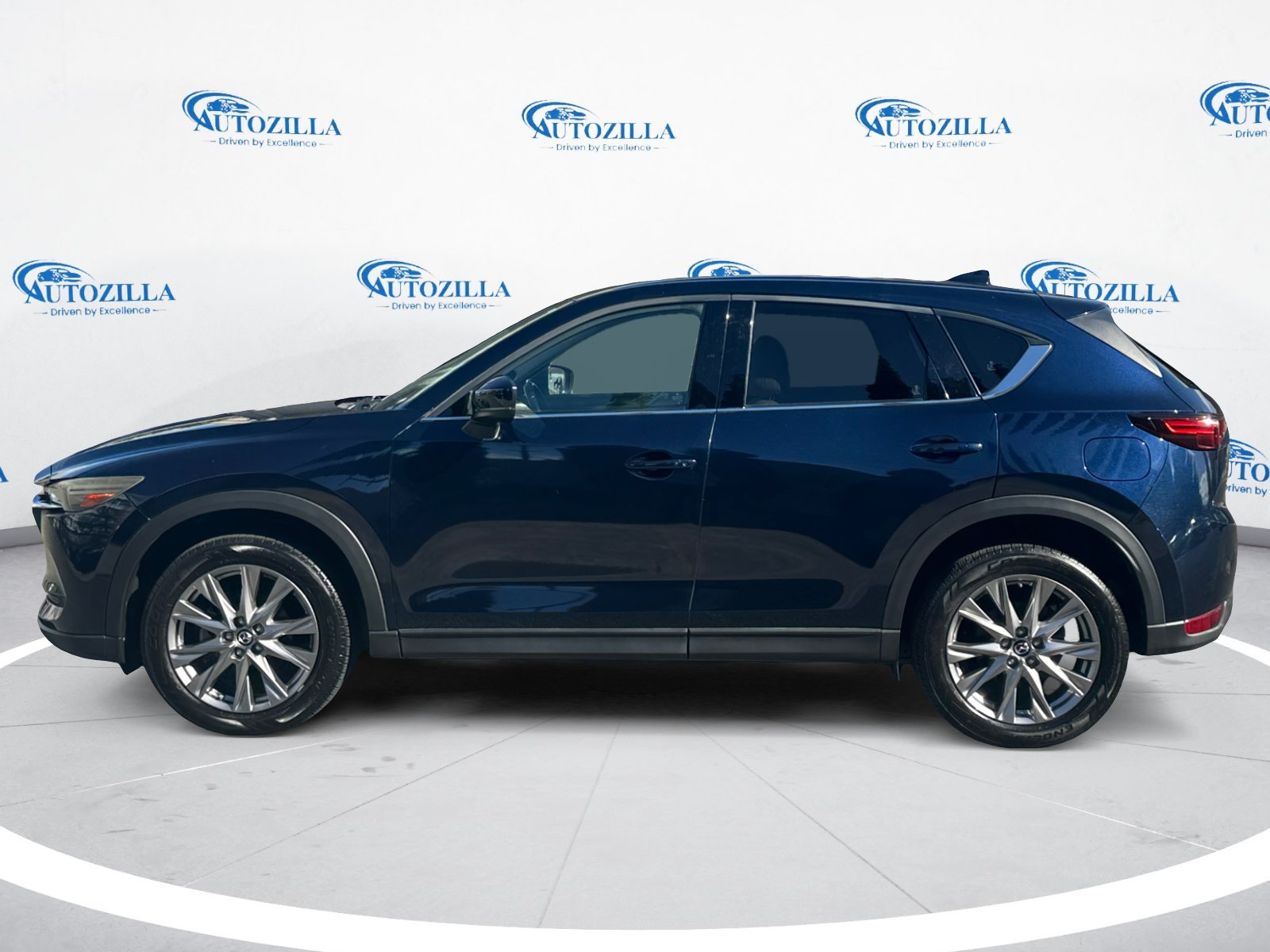 Used 2020 MAZDA CX-5 Grand Touring w/ GT Premium Package FWD image 2