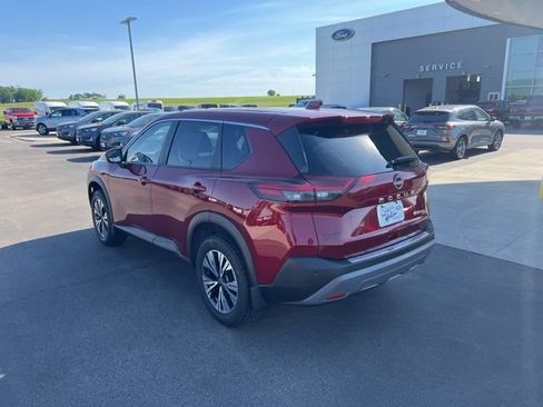 Used 2023 Nissan Rogue SV AWD/4WD image 7
