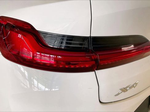 Certified 2024 BMW X4 xDrive30i w/ Premium Package image 26