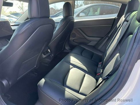 Used 2022 Tesla Model 3 Performance image 20