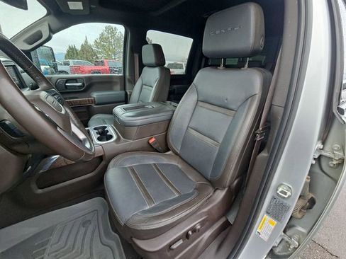 Used 2021 GMC Sierra 2500 Denali AWD/4WD image 16