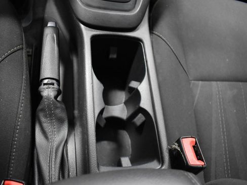 Used 2017 Ford Focus SE image 29