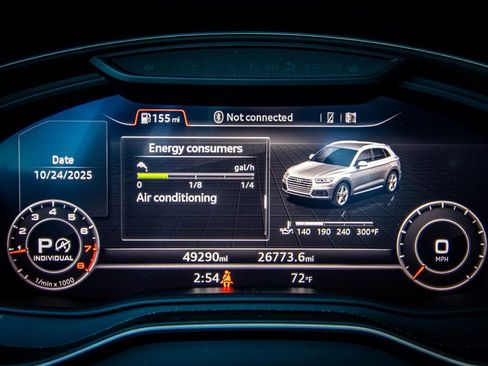 Used 2020 Audi Q5 2.0T Titanium Premium Plus w/ Premium Plus Package image 35