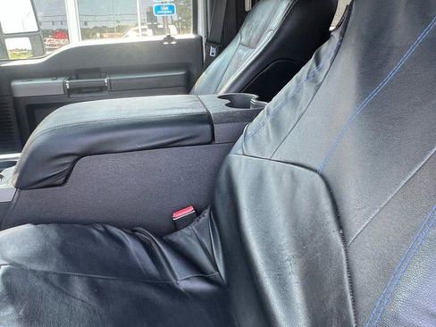 Used 2015 Ford F350 Lariat w/ Lariat Interior Package AWD/4WD image 12
