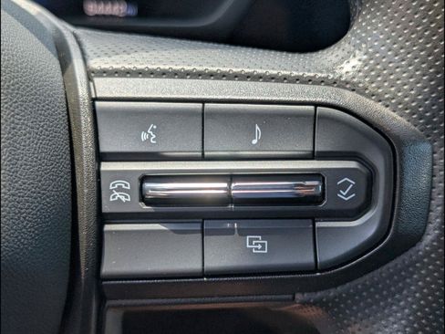 Used 2024 Chevrolet Colorado Trail Boss w/ Advanced Trailering Package AWD/4WD image 16