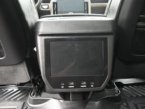 Used 2026 GMC Yukon XL Denali Ultimate AWD/4WD image 41