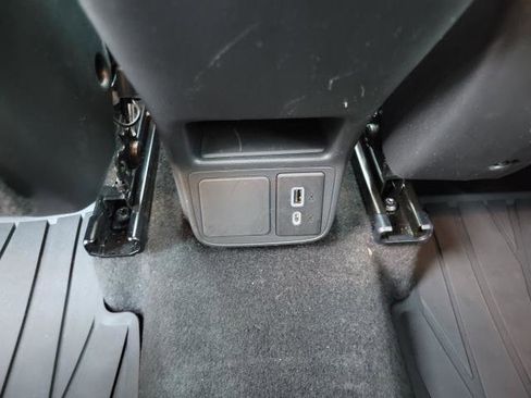 Used 2023 Buick Encore GX Preferred w/ Cold Weather Comfort Package image 10