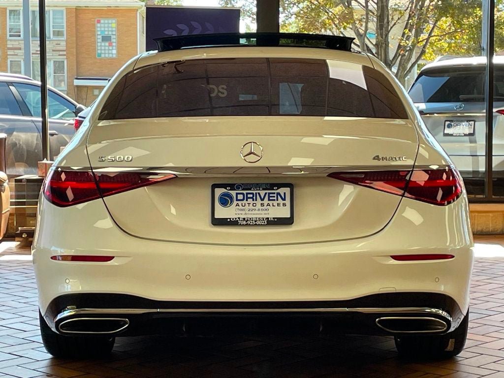 Used 2022 Mercedes-Benz S 500 4MATIC w/ AMG Line Package image 9