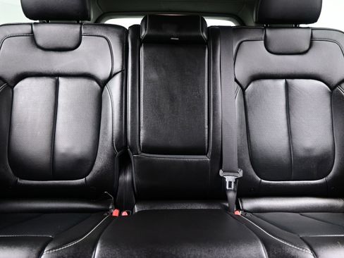 Used 2022 Jeep Grand Cherokee Limited 4xe w/ Luxury Tech Group II image 16