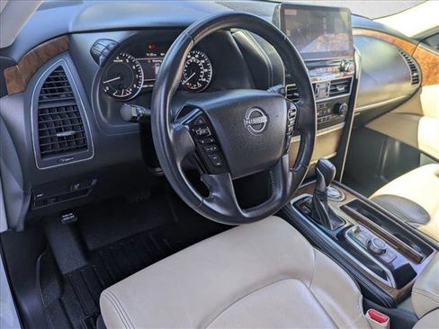 Used 2021 Nissan Armada SL image 10