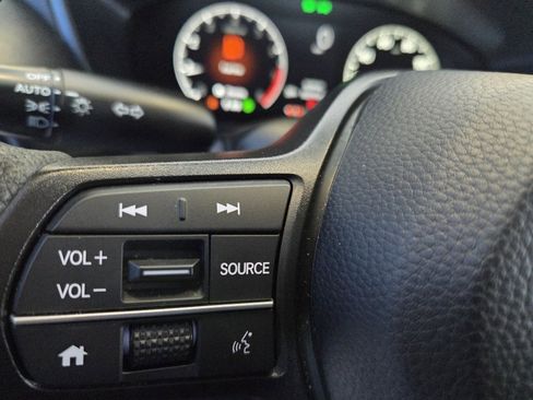 Certified 2024 Honda HR-V LX image 28