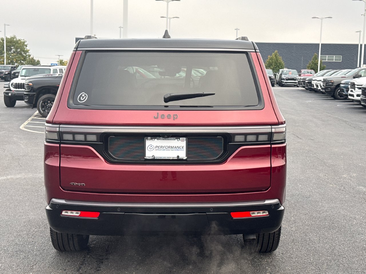 Certified 2026 Jeep Grand Wagoneer Summit AWD/4WD image 4