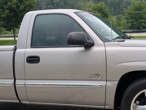 Used 2005 Chevrolet Silverado 1500 LS w/ Light Duty Power Package RWD image 19