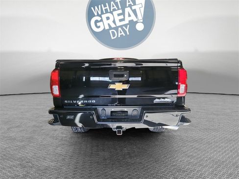 Used 2018 Chevrolet Silverado 1500 High Country image 5