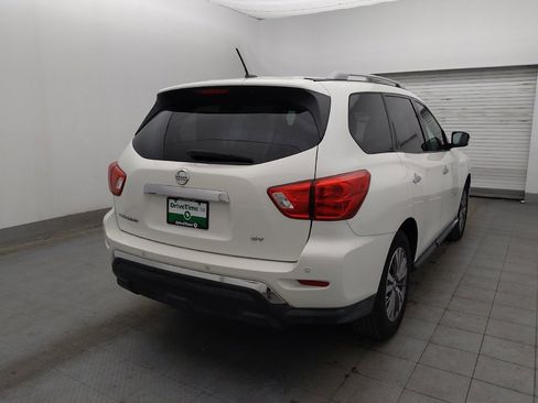Used 2018 Nissan Pathfinder SV FWD image 9