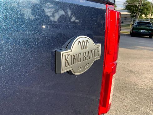 Used 2019 Ford F150 King Ranch w/ Equipment Group 601A Luxury AWD/4WD image 10