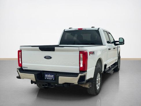 Used 2024 Ford F250 XLT w/ FX4 Off-Road Package image 7