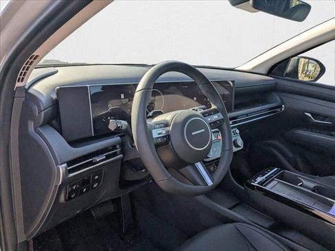 New 2025 Hyundai Tucson SEL image 3