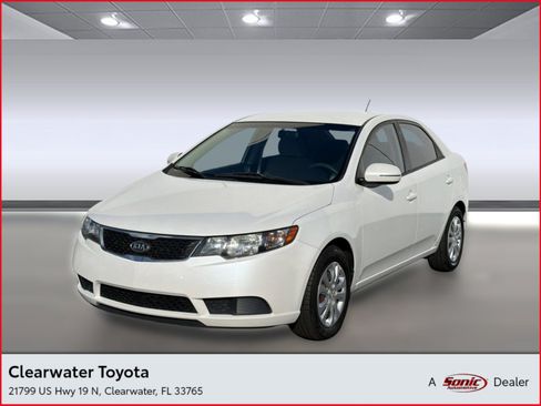 Used 2011 Kia Forte EX FWD image 1
